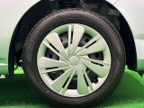 おしゃれは足元から♪純正14インチフルホイールキャップ☆安心のフロントディスクブレーキ。