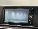 バックモニター付きです。後退時に車両の後ろ側を画面に表示します。車庫入れなどでバックする際に後方確認ができ便利です。