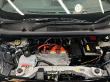 電気自動車のメンテナンスは日産にお任せください。電気自動車を知り尽くしたプロが最新の機器を使ってお車の点検・整備を実施します。エンジンオイルなどがないので、メンテナンス費用が安いのも魅力的です。