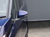 ウィンカードアミラー☆ライトの点滅で対向車、歩行者などに曲がることを知らせることができるので安心・安全につながりますね♪
