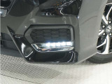 ◆フォグライト◆ 霧などの悪天候時、自車の位置を示すとともに前方や路肩が見えずらい時、近い位置をワイドに照らしてくれます