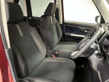 視界が広く、周囲も見やすいので安心して運転できます。