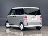 後ろ姿までキュートなデザイン!両側スライドドアを備えており、狭い駐車場でもドアの開閉や乗り降りがスムーズに行えます。