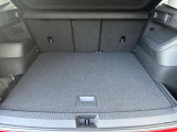 電動テールゲートで荷物の出し入れもスムーズに行えます!!