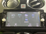 使いやすいインターフェースで、スムーズな操作が可能です。快適なドライブをサポートする機能が充実しています。