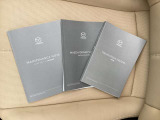 新車保証書・車両取扱説明書・ナビ取扱説明書です☆
