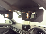 ★【あると便利な装備】運転席・助手席サンバイザー内側ライト付きミラー+マップランプが装備されています