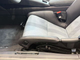 弊社は全車屋内展示のショールームで車両の品質を徹底管理してお車を管理しております。