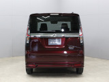 【コーティング/ガードコスメSP】好評のコーティング施工で愛車のボディをケアしませんか?紫外線や酸性雨等の劣化によって塗装面の光沢の消失や塗装の剥離を防ぎます!