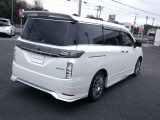 納車前に当社整備工場にてディーラー整備士が、12ヶ月点検又は車検整備を実施。安心してお乗り頂けます。