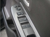 ◆パワーウィンドウスイッチ◆運転席から全席の窓の開閉操作を行うことが出来いつでも換気ができます!