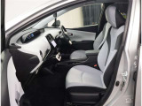 ネットでお車をお探しの方でも、お車の状態が一目で分かりやすい評価表 表示。トヨタ検査員による品質評価表つきで車両の状態詳細を明記致しております。自信を持っておすすめ出来るお車です。