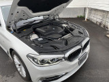 安心のBMW認定中古車は100項目の箇所を徹底的にチェック致します。機械的な箇所や電気系、コンピューターなどをご納車前に点検し、交換基準に達した部品は全て新品に修理返品した後にご納車致します。