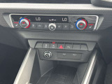 この認定中古車は、For Next株式会社 全国4拠点で購入出来ます。(練馬、りんくう、和歌山)詳細に関しましては、お近くの店舗までお問い合わせください。