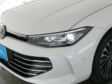 ヘッドライトはLEDヘッドライトです。消費電力が少なく、とても明るいです!!