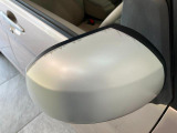 ☆こちらの車はサイドミラー部分に色あせがございます。お買い求めやすい価格で展示する為に一部の色あせ等は現状です。必要に応じて修理・交換のご希望がございましたら申し受けいたします。