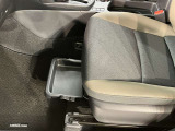 助手席側からの内装画像です。