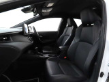 大きく開くドアでスムーズな乗降ができます。