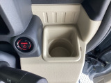 運転席カップホルダー