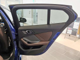 BMWプレミアムセレクション前橋では、高年式低走行モデルからMモデル、年式が経ちなかなかディーラーでは見かけないモデルまで幅広いラインナップで認定中古車を取り扱っております。品質に自信があります。