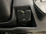 ETCがついていて、高速道路の料金所などスムーズに通過することが出来ます!