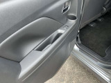 ドア内装