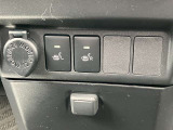 運転席、助手席共にシートヒーター完備で寒い日も快適です!