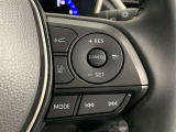 レーダークルーズコントロール(車速追従機能)付きです。車速に応じて追従支援してくれるので、ロングドライブも快適です。詳細は販売店スタッフまでおたずねください。