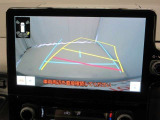 バックガイドモニターで、後方を確認しながら安心して駐車することができます。運転初心者も熟練者も必須の機能ですよ!