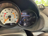 弊社の車両をご覧いただき、誠に有難う御座います。ご質問やご不安な点、ローンシュミレーションなど、お気軽にお問い合わせ下さい。