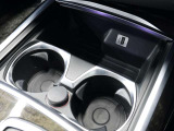 村内ブランドセレクション 府中センターは、グループ正規ディーラーからの下取り車のみを揃えております!東府中駅徒歩3分!!お気軽にお越し下さい!!