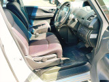 当店では軽自動車から普通車まで幅広くオールメーカーの車種・色・グレードを豊富に揃えております。