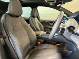 メルセデスのシートは、少し硬めに出来ておりますので、長時間の運転でも疲れにくく、安全にドライビングをお楽しみ頂けます