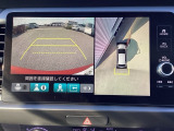 バックカメラも装備しております。車庫入れの苦手なお客様も安心!重宝してくれます!