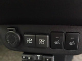 運転席と助手席にはシートヒーターも付いています!
