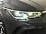 フォルクスワーゲンの先進ヘッドライトLEDマトリックスヘッドライト(IQライト)装着車です