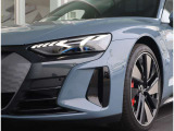 ■Vorsprung durch Technik■&ldquo;Vorsprung durch Technik(技術による先進)&rdquo;というスローガンのもと生み出された、走りの愉しみを最大限に引き出す数えきれないイノベーション。