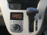当店は全車『ロングラン保証』付!(1年間、距離無制限 HV車はHV保証付) 別途延長保証もご用意しております♪ ぜひ現車を確認にご来店ください
