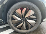 235/55R19
