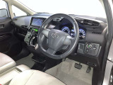 分かりやすく操作しやすい運転席まわりです☆