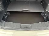 収納力があるアンダーBOXを備えています。