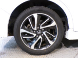 【純正アルミ】純正アルミ装備車です。走りもキビキビ見た目も格好良いです。見た目を重視する方には欲しい装備です!