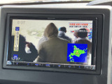 停車時に、ニュースやエンターテイメントを視聴できます。移動時間の待ち時間も有効活用できます。