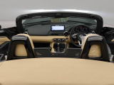 当社では全車、納車前にサービス工場で12ヶ月点検相当の整備を実施しております。そこで確認された不具合箇所は修理しておりますのでご安心下さい。また納車後お気になる点がございましたら気軽にご相談ください。