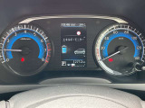 視認性の高いメーターで運転情報を的確に把握できます!