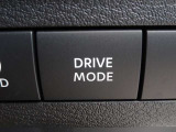 【ドライブモード】STANDARDモード・SPORTSモード・ECOモードの3種 ♪ 力強い走りのSPORTSモード!電費・航続可能距離を最優先のECOモード ♪ 目的に応じた楽しい走りができます。