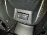 充電用USB付き。スマートフォンなどの充電に便利です。