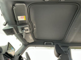 【現車確認及び来店納車のお願い】当社は県外販売を制限させて頂いております。基本は、近畿2府4県及び隣接県で、ご来店頂き現車確認及び、来店納車に限らせて頂いております。
