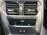 車両の詳細、ご質問につきましては、営業スタッフまでお気軽にご連絡下さいませ。遠方のお客様には実車の詳細動画送信も承ります。お問合せをお待ち致しております。