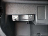 Audi正規ディーラーが高品質をお約束。高度な訓練・教育を受けたAudi専任メカニックが、100項目にもおよぶ精密な点検を実施いたします。すべてをクリアしたAudi車だけが、あなたのお手元に届けられるのです。